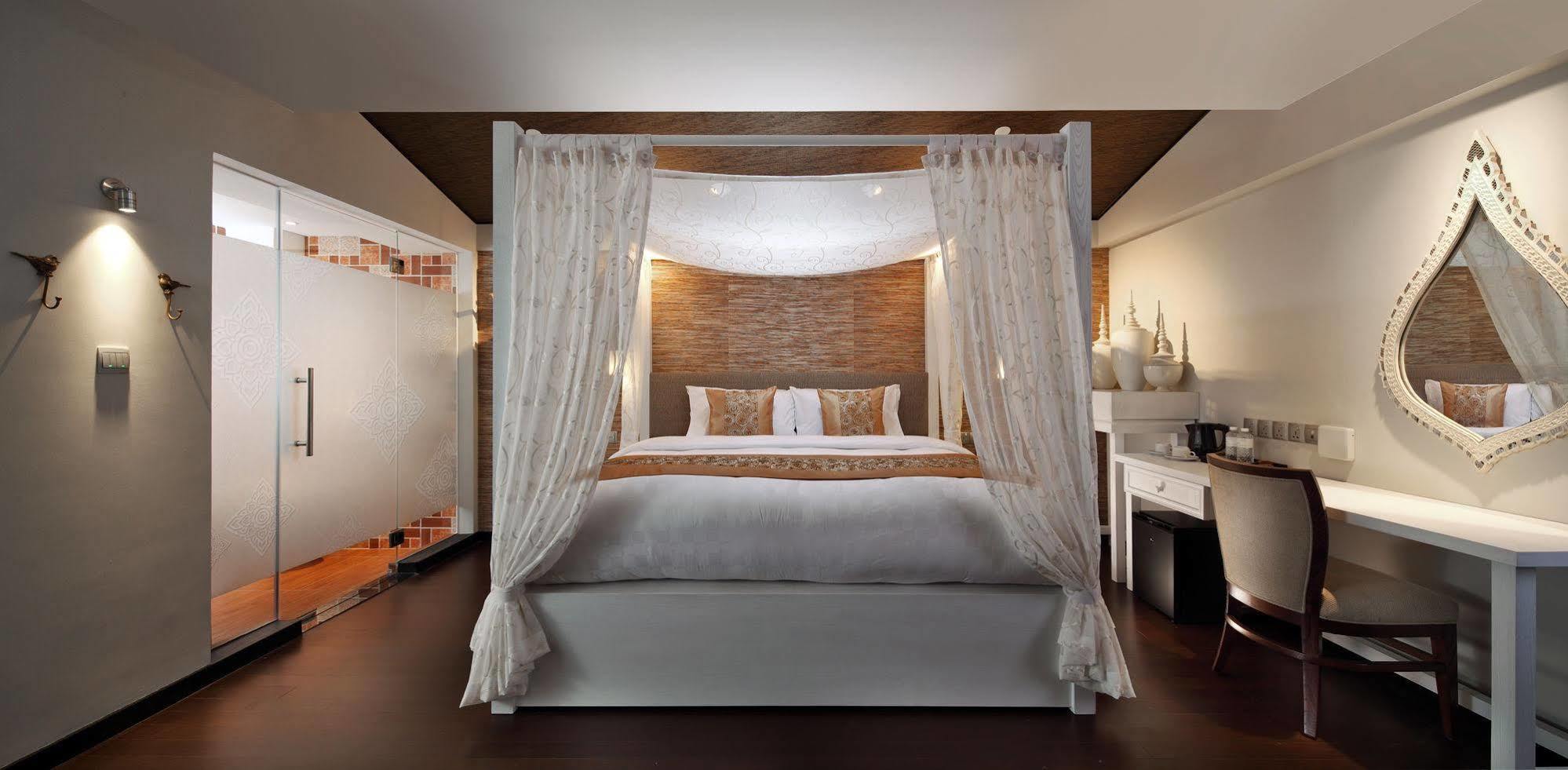 Hotel Clover 33 Jalan Sultan Singapore Esterno foto